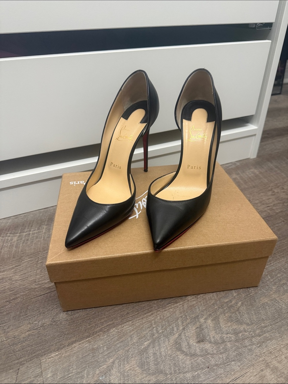 Christian Louboutin Iriza 100